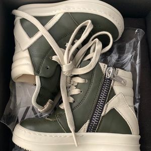 Rick owens toddler 4c size 19 designer